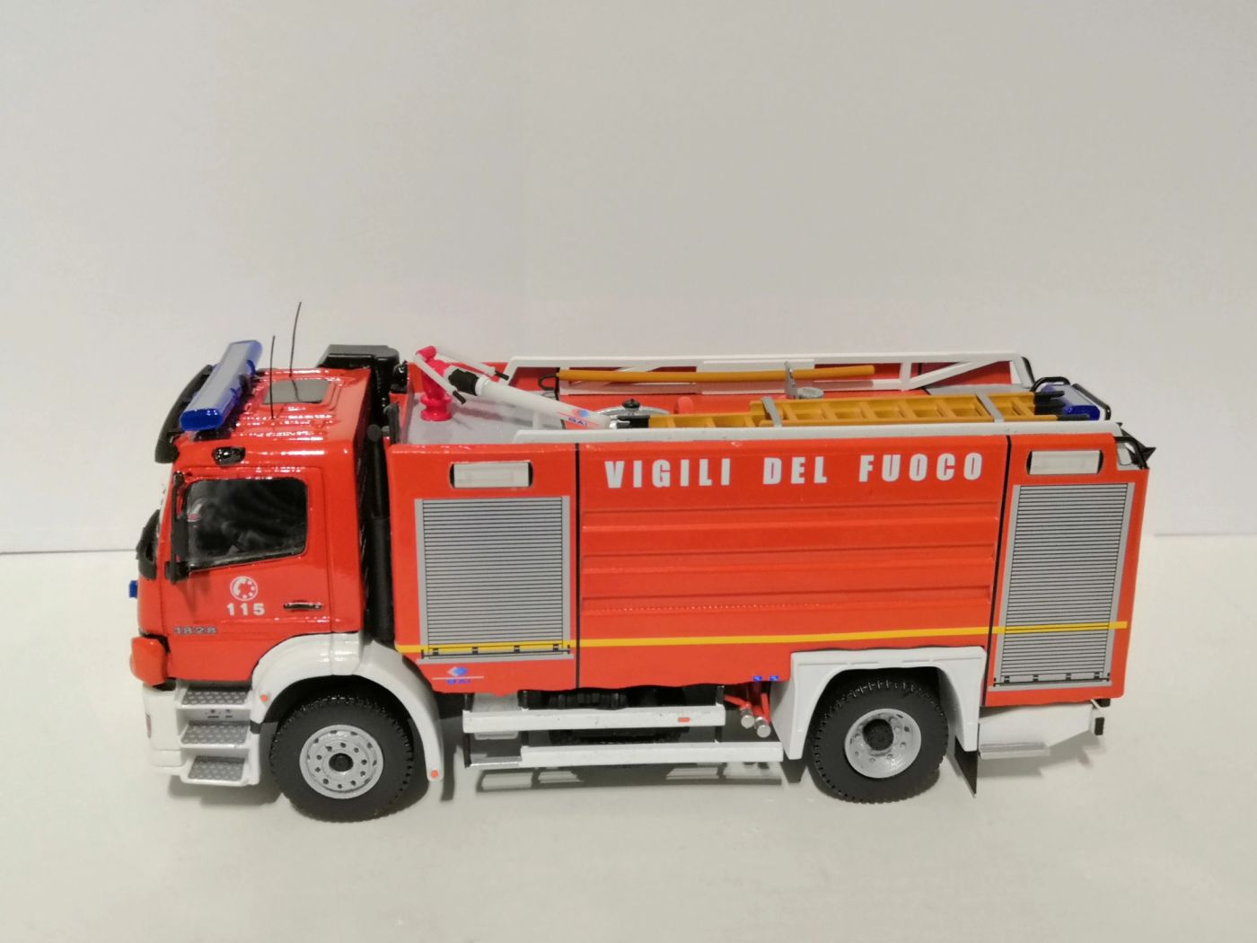 A.B.P. - Mercedes-Benz Atego II Fornitura Restyling - Forlì (FC), foto 4
