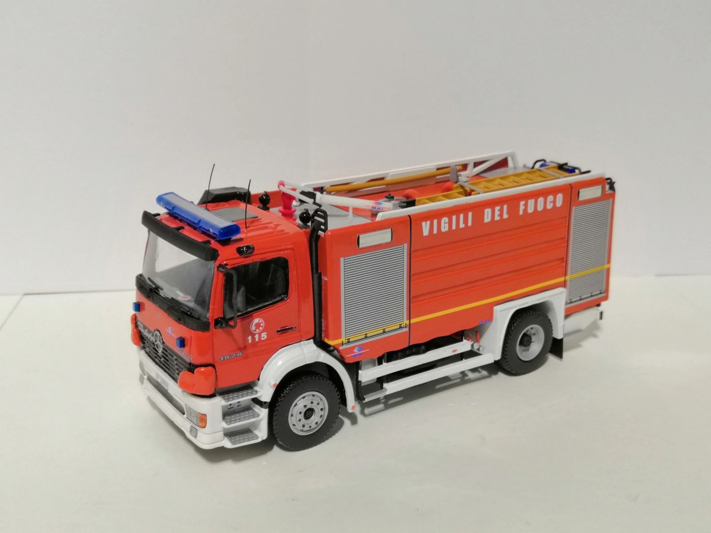 A.B.P. - Mercedes-Benz Atego II Fornitura Restyling - Forlì (FC), foto 3