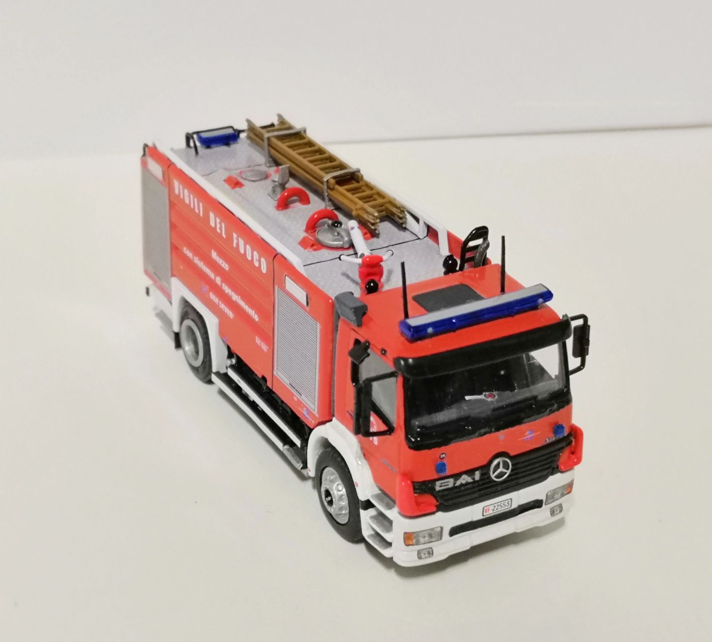A.B.P. - Mercedes-Benz Atego II Fornitura 'ONE SEVEN' - Milano, foto 9