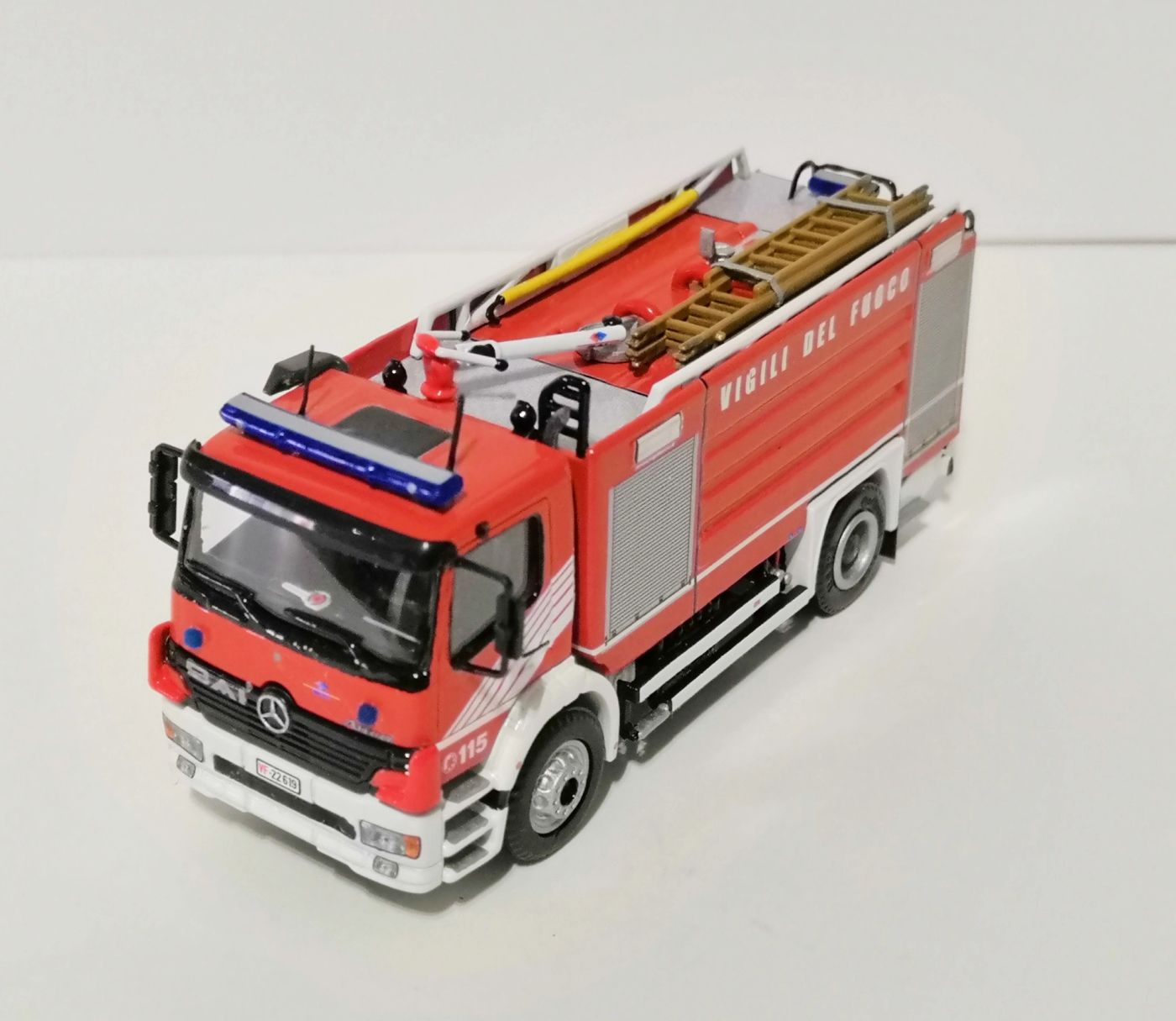 A.B.P. - Mercedes-Benz Atego II Fornitura Restyling FORTINI, foto 1