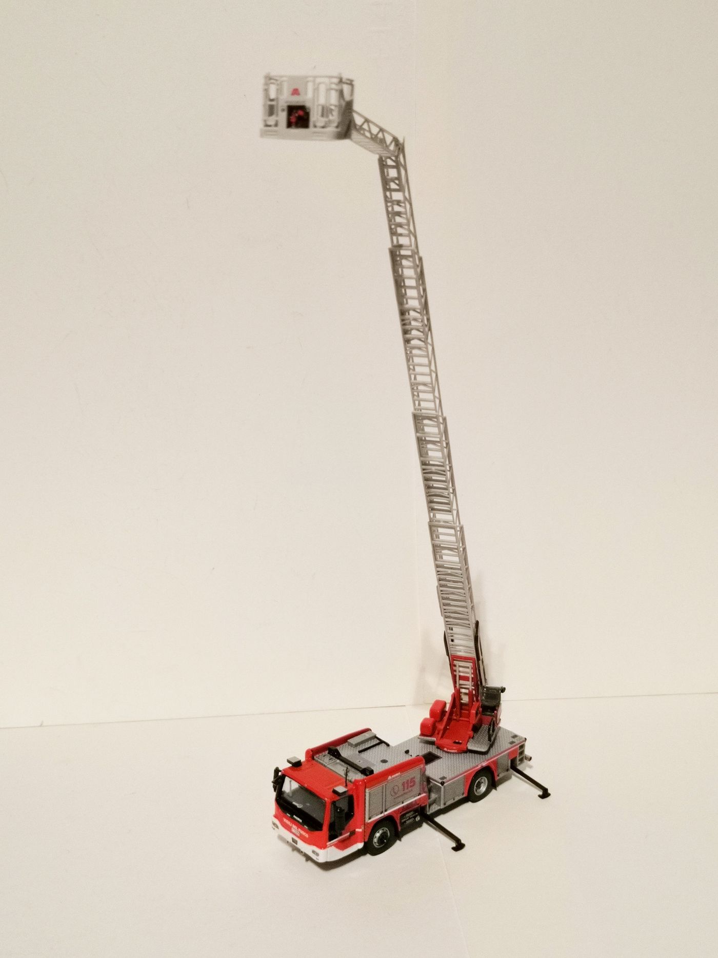 1-87 AS Eurocargo 160 E 32 'Low Line', foto 12