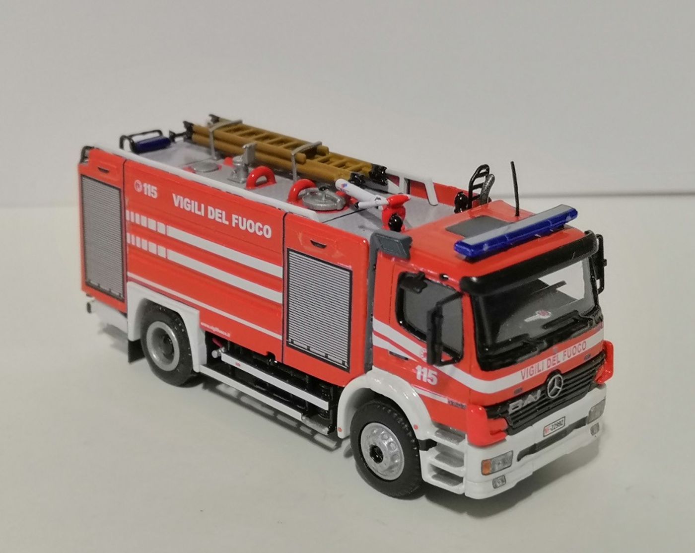 A.B.P. - Mercedes-Benz Atego II Fornitura Restyling - Lumezzane (BS), foto 10
