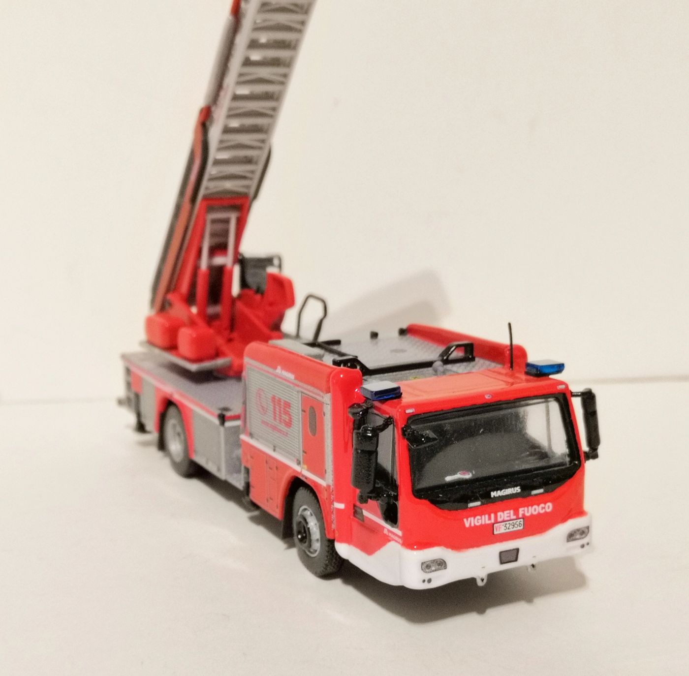 1-87 AS Eurocargo 160 E 32 'Low Line', foto 20