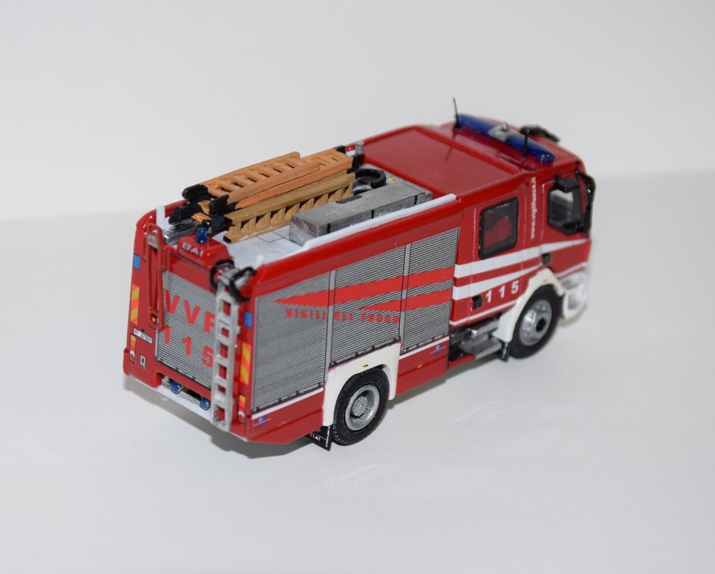 A.P.S. Volvo 280/290 III Serie, foto 1