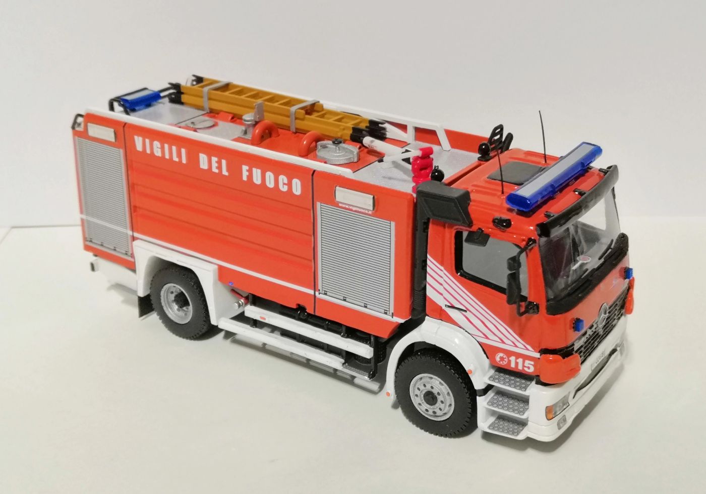 A.B.P. - Mercedes-Benz Atego II Fornitura Restyling FORTINI, foto 7