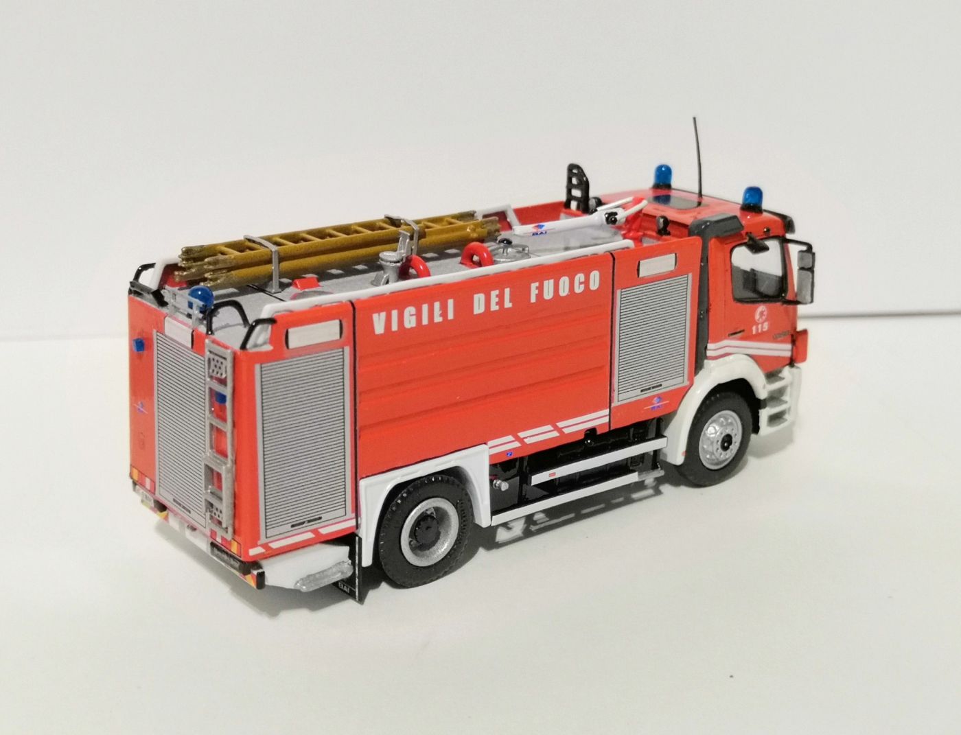 A.B.P. - Mercedes-Benz Atego I Fornitura Restyling - Roseto degli Abruzzi (TE), foto 6