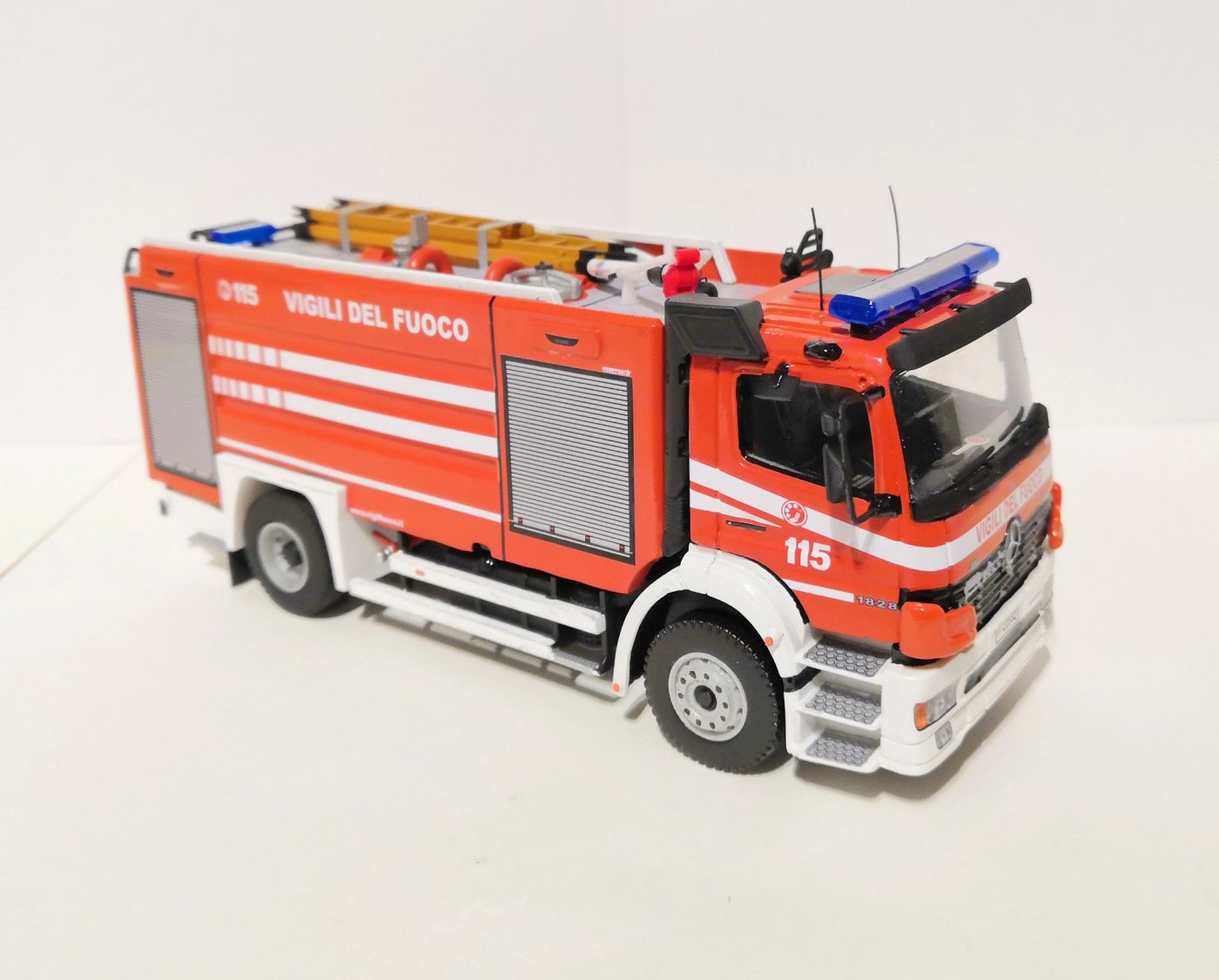 A.B.P. - Mercedes-Benz Atego II Fornitura Restyling - Lumezzane (BS), foto 8