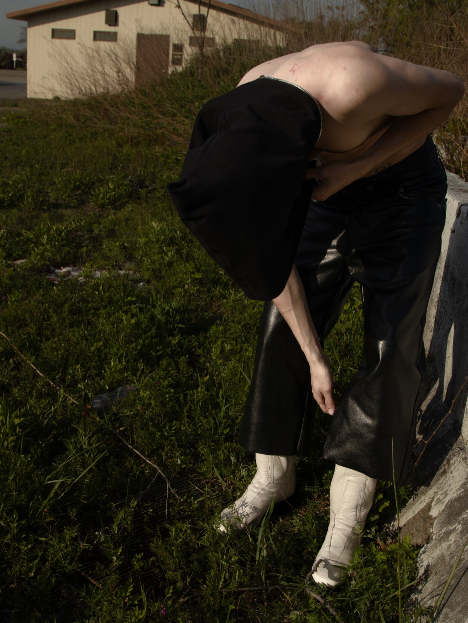 Editorial 3