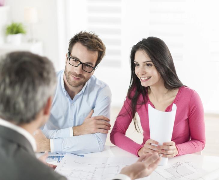 Homebuyers asking mortgage lender on how to determine house value.