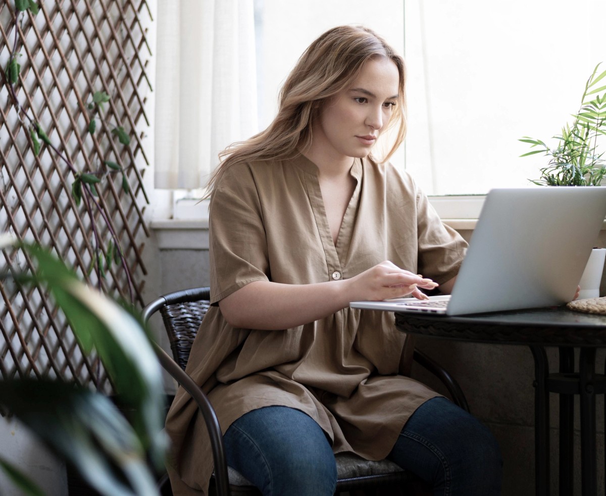 Odevný štítok ako súčasť digitálneho pasu produktu (DPP).