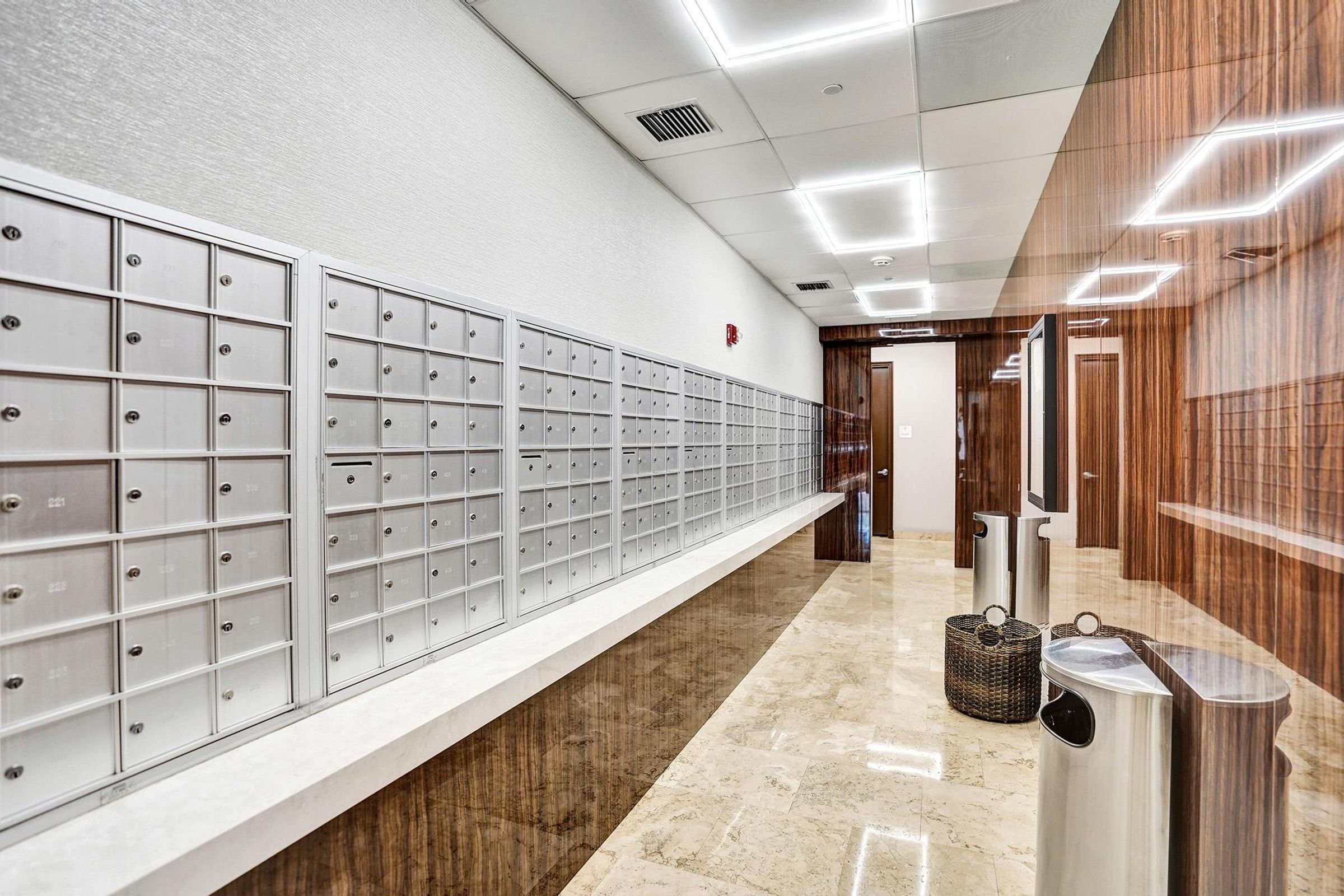 99 SE Mizner Boulevard 213