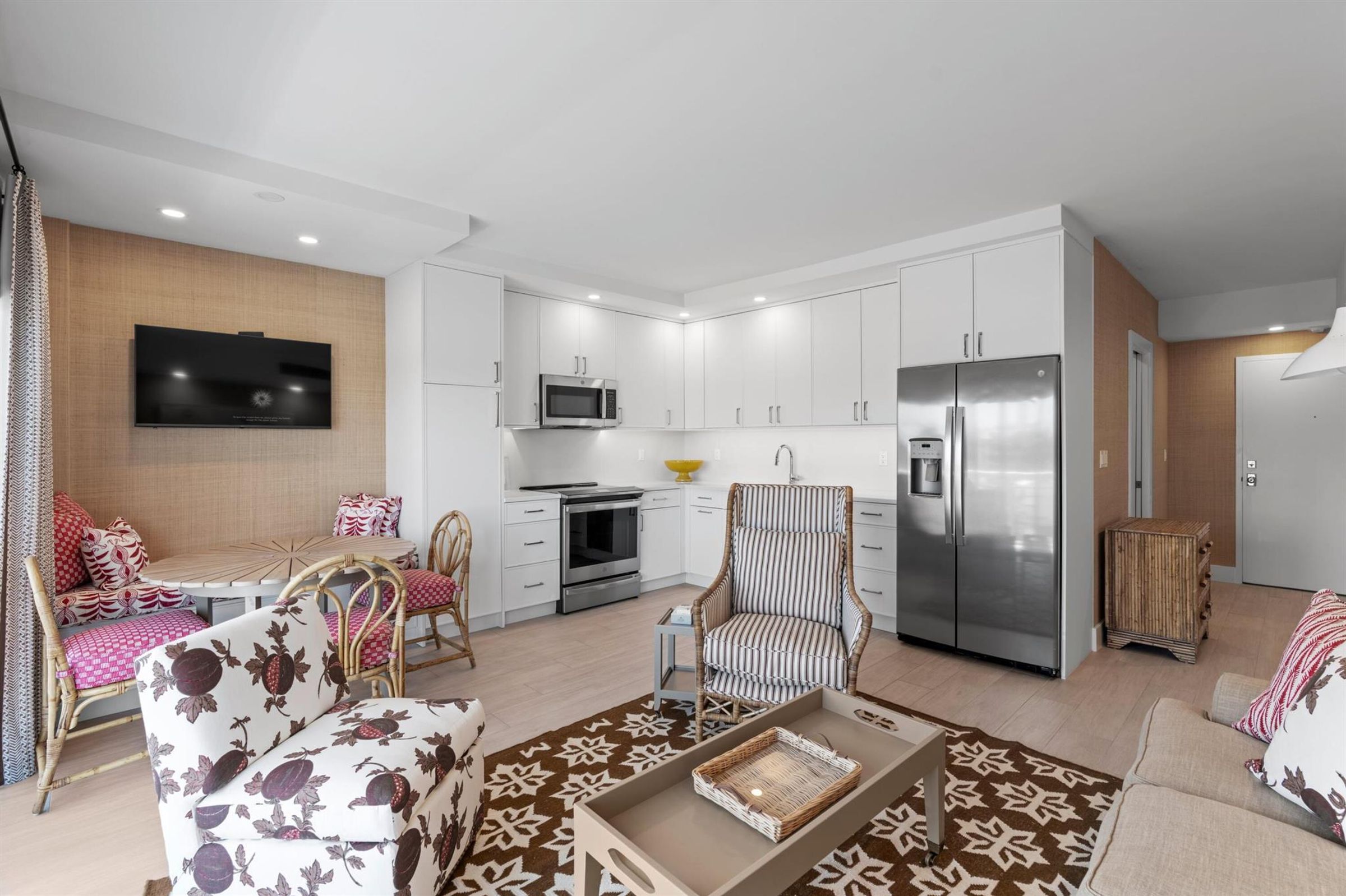 250 Bradley 601 Place 601