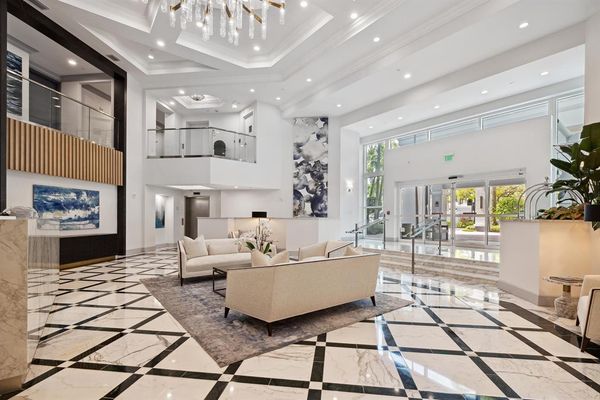 550 SE Mizner Boulevard B404