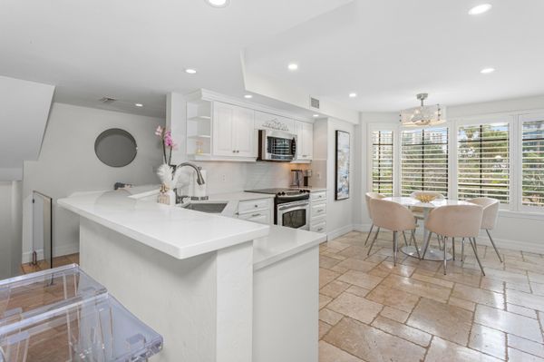 4401 N Ocean Boulevard 16