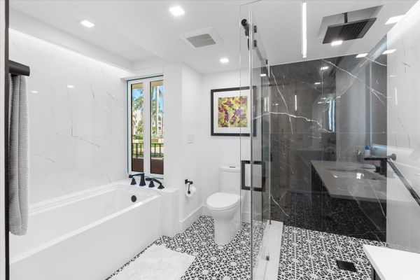 120 SE 5th Avenue 221