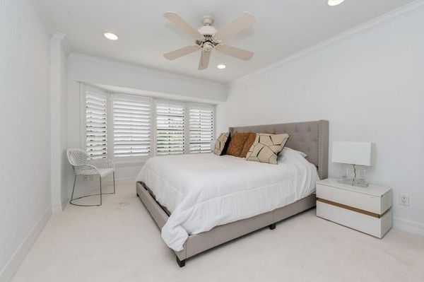 4401 N Ocean Boulevard 16