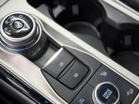 Ford Explorer — foto 14 de 22