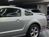 Ford Mustang Gt4.6 V8 — foto 3 de 26