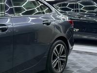 BMW 218I — foto 8 de 25