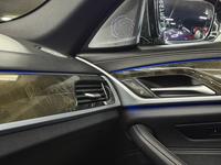 BMW M550 Xdrive — foto 17 de 27