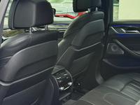 BMW M550 Xdrive — foto 10 de 27