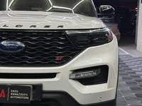 Ford Explorer — foto 4 de 22