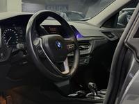 BMW 218I — foto 15 de 25