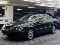 Mercedes-Benz Clk — foto 14 de 27