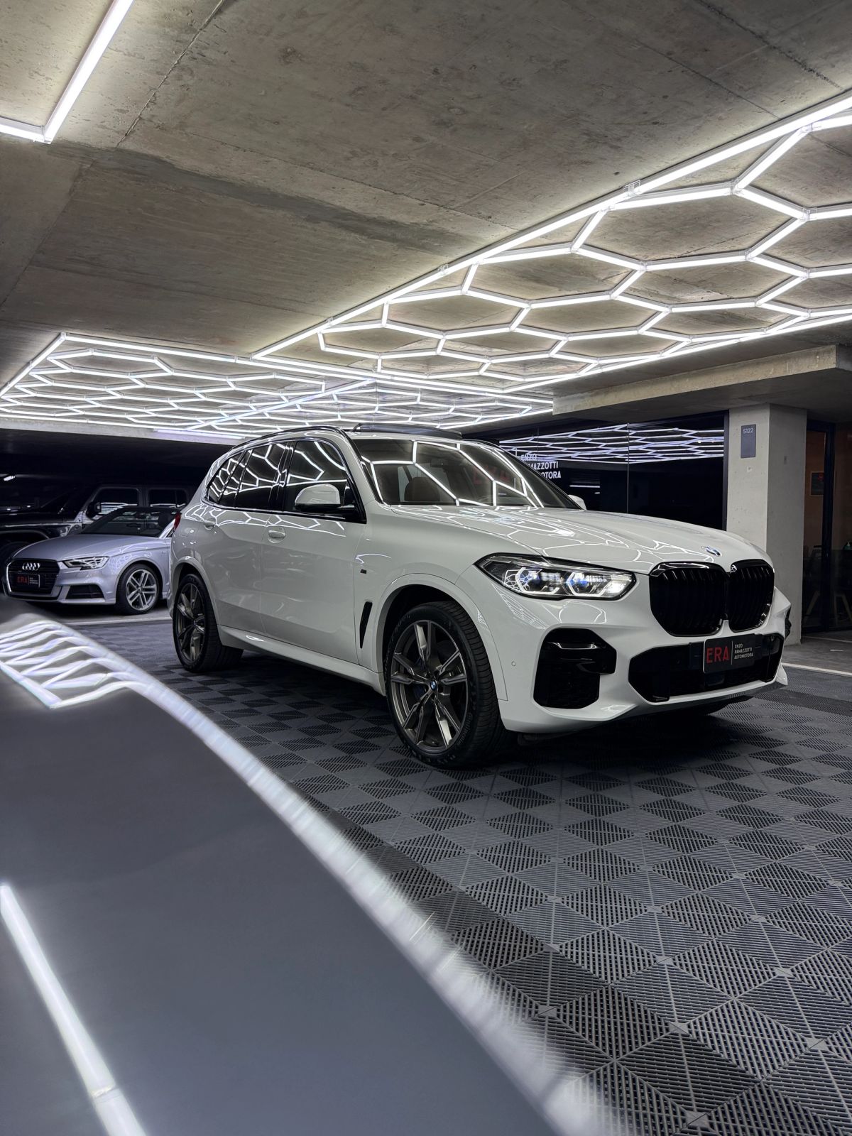BMW X5 M50I