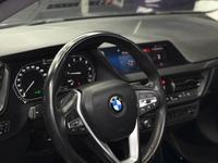 BMW 218 I — foto 17 de 25