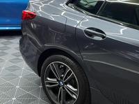 BMW 218 I — foto 6 de 25