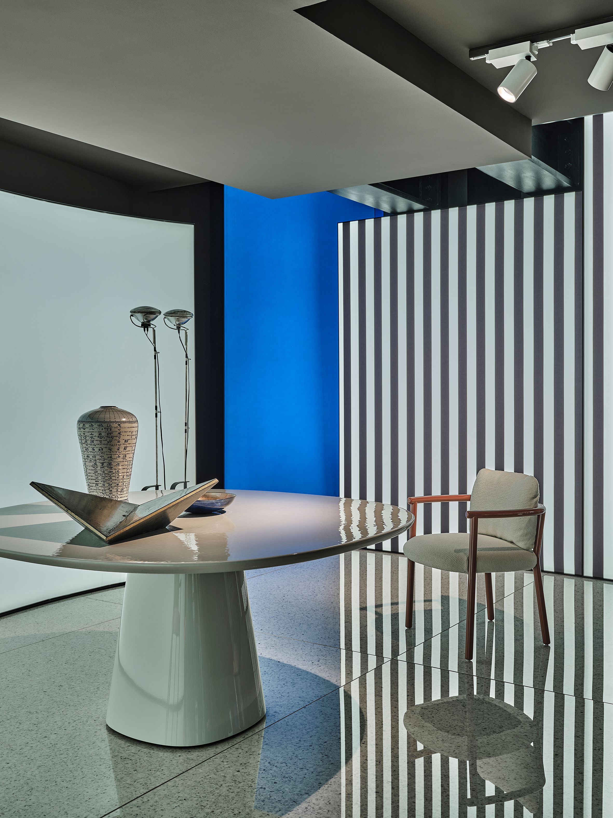 DAMN Magazine - B&B Italia: Solids