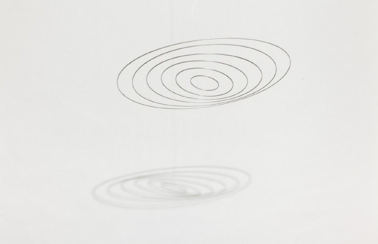 Circuconcéntricos Titanium 60 by Elías Crespin