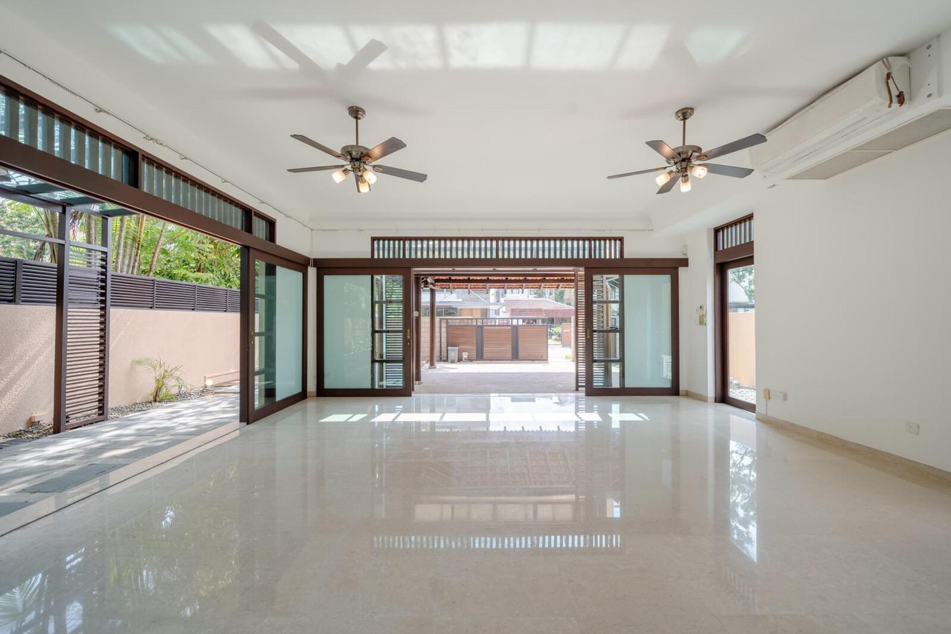 Bungalow House at District 21