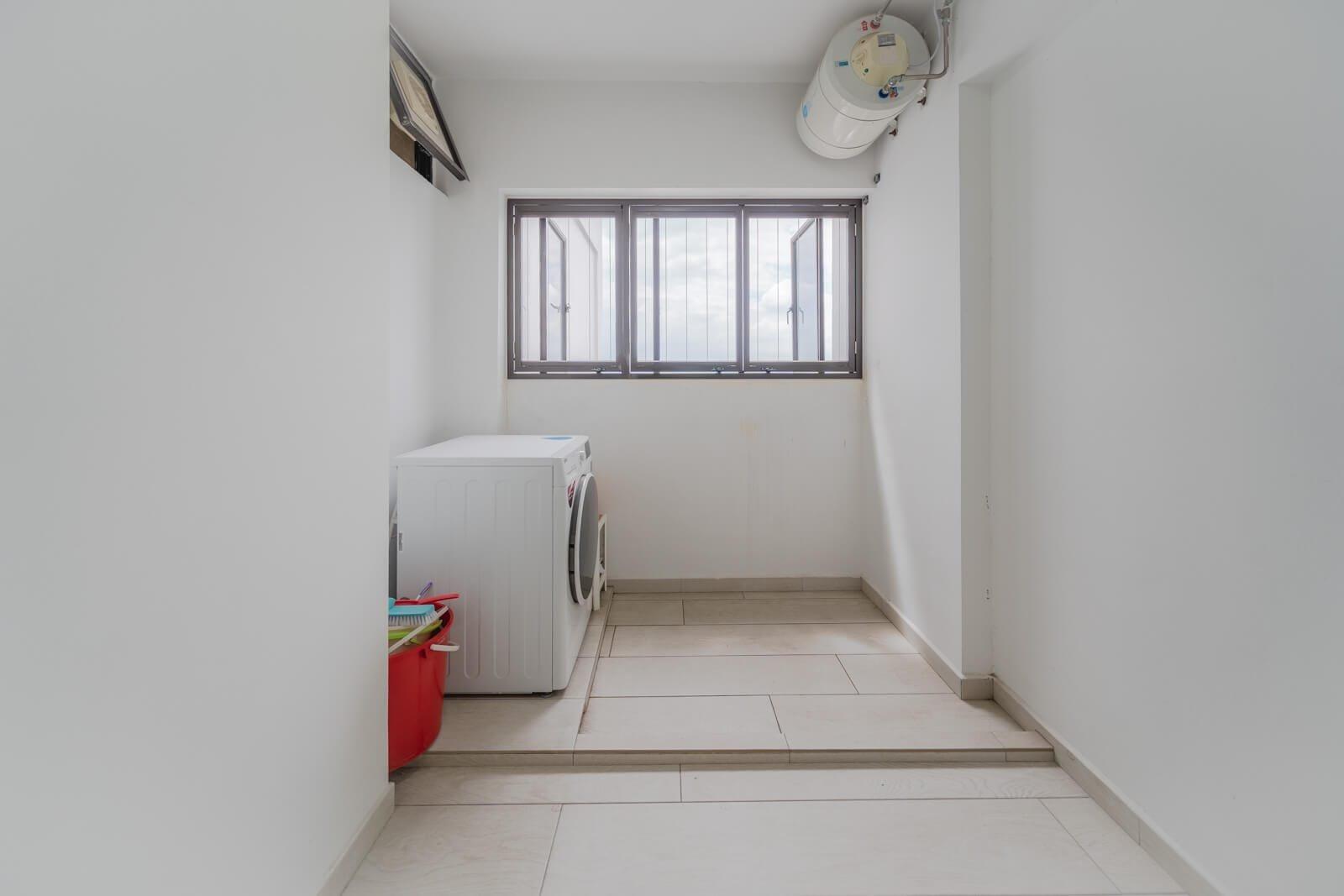 267 Toh Guan Road