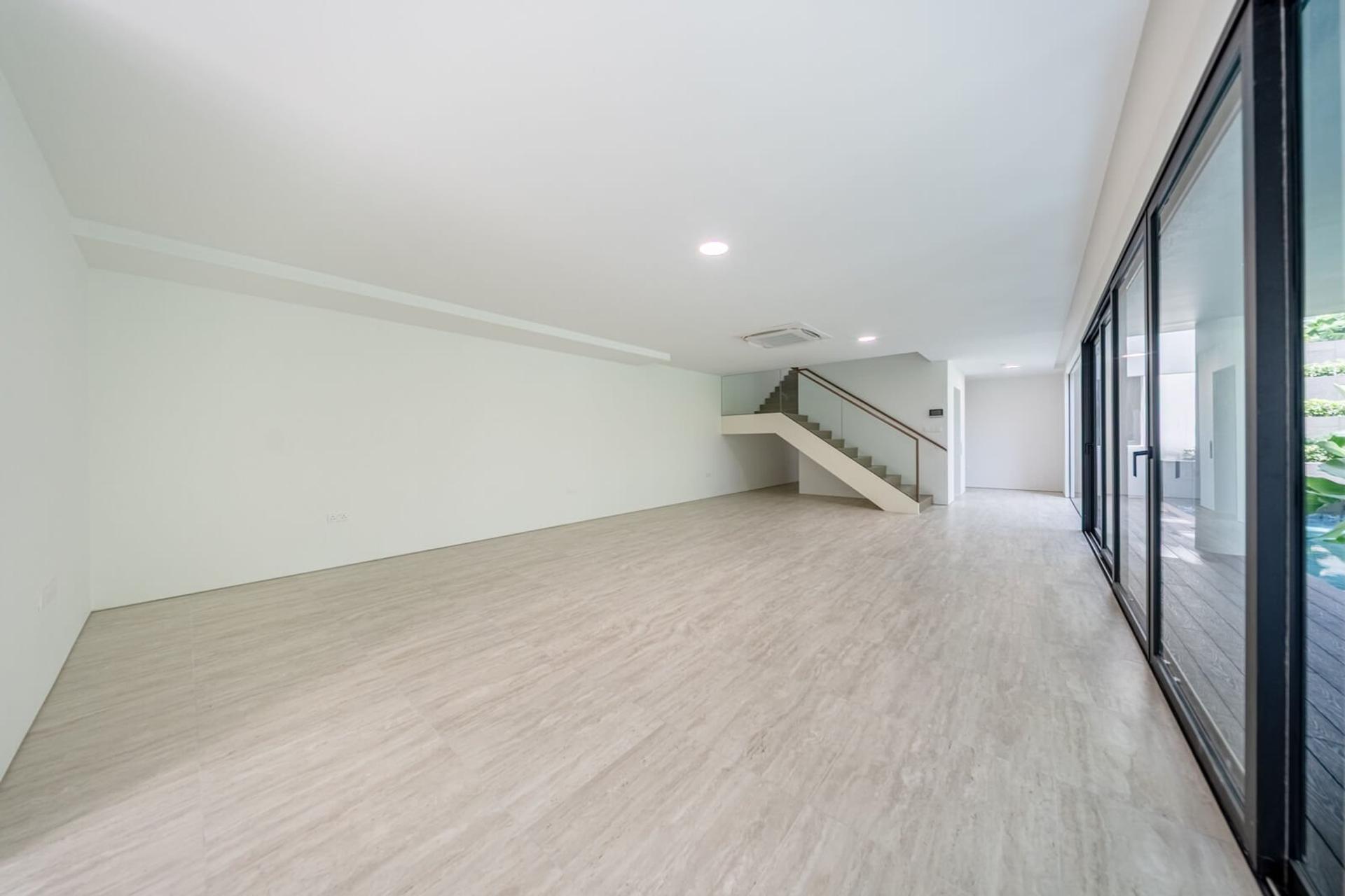 Brand New Detached House @ Grove Drive
