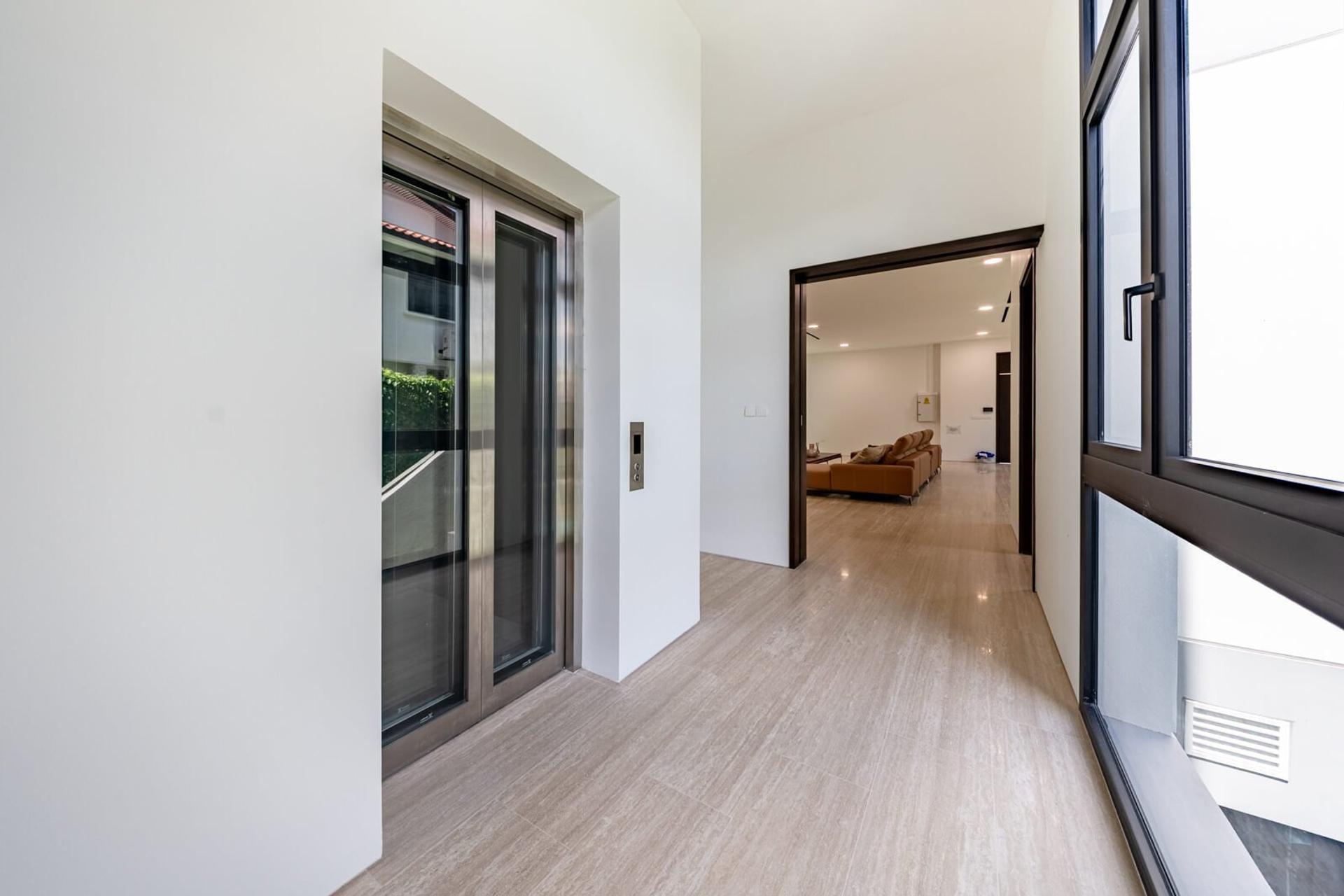 Brand New Detached House @ Grove Drive