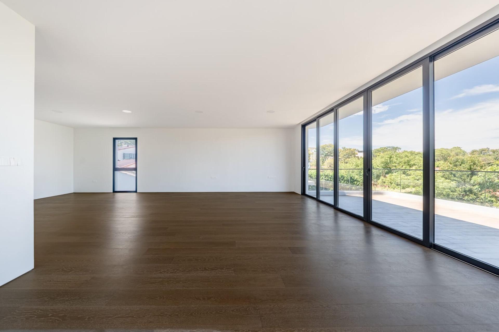 Brand New Detached House @ Grove Drive