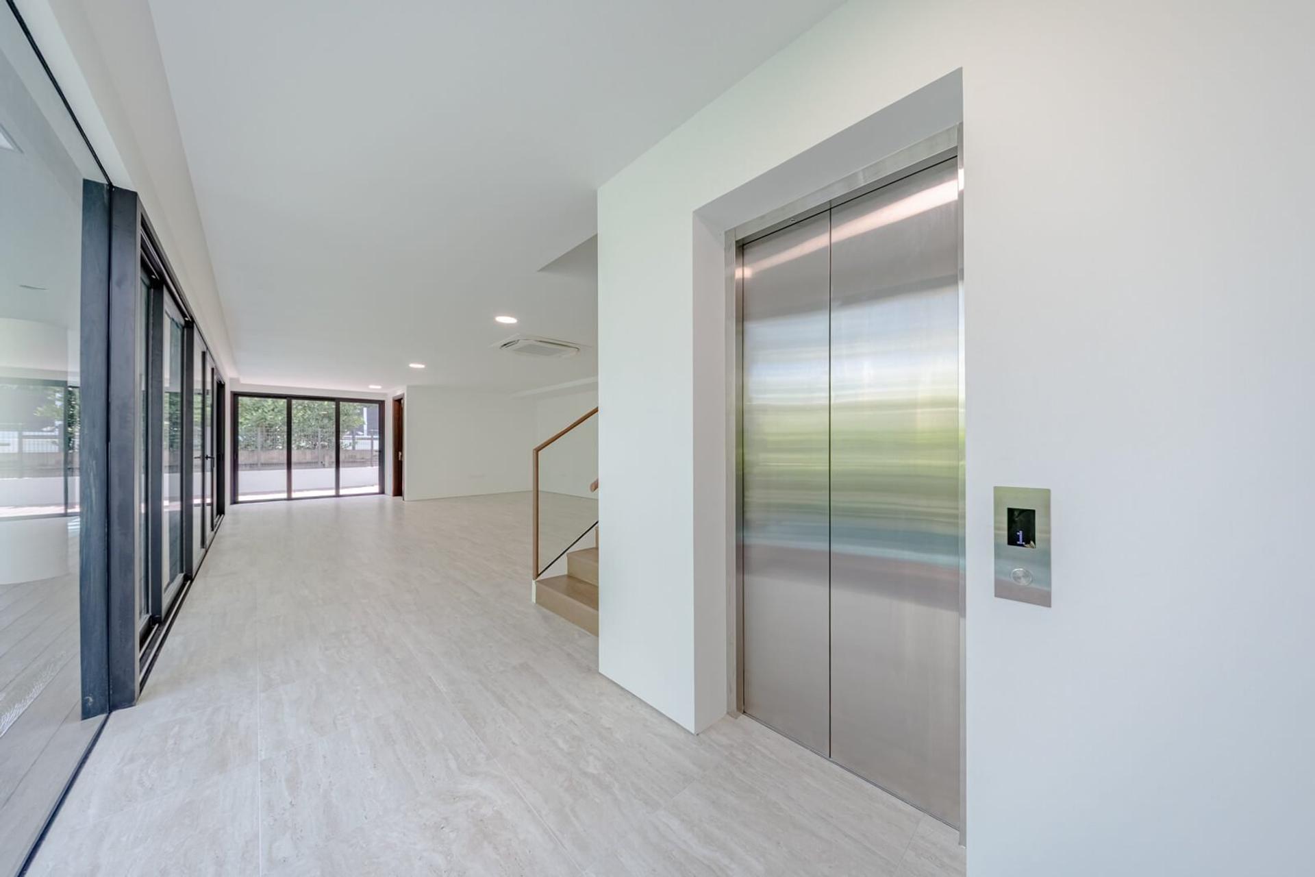 Brand New Detached House @ Grove Drive