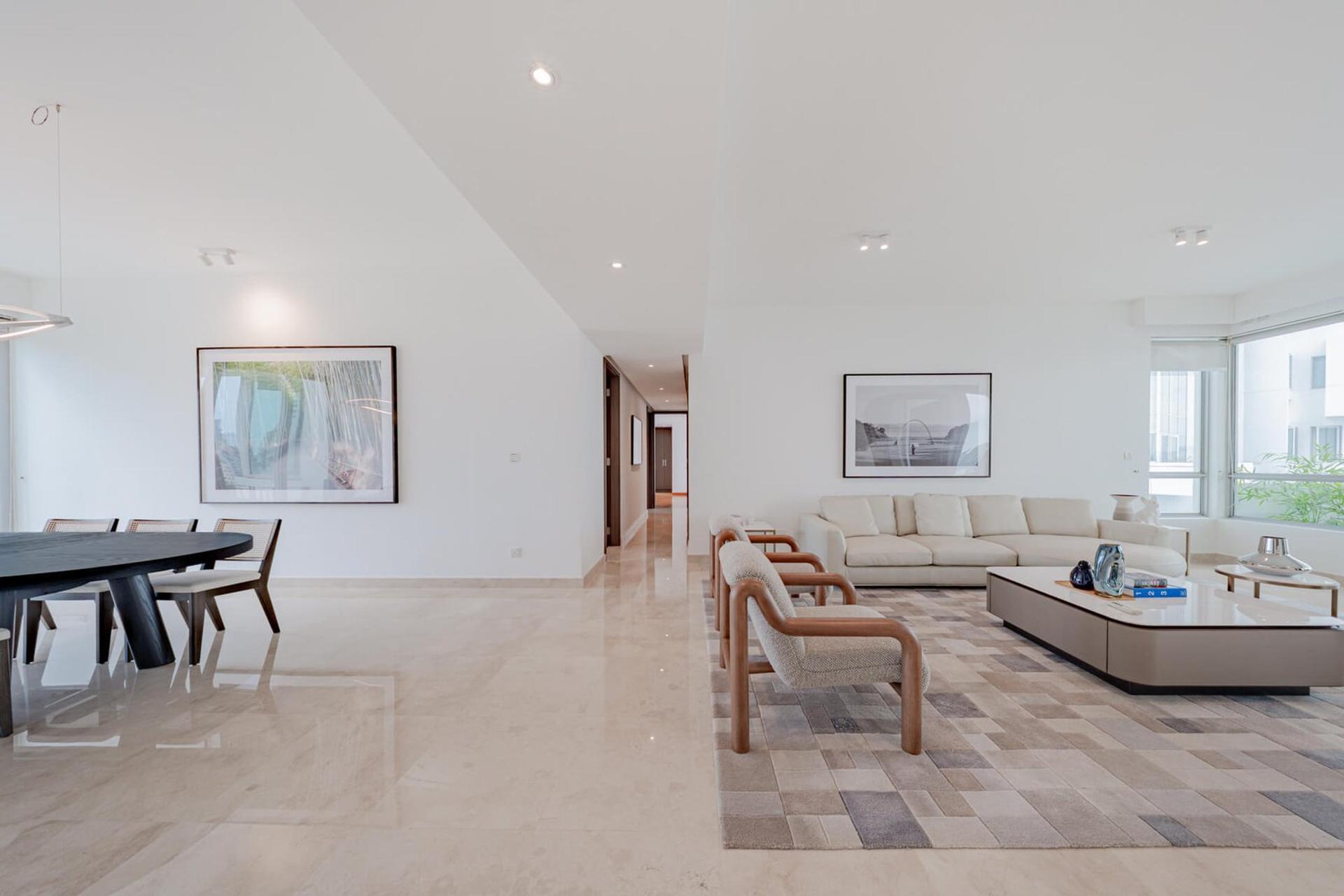 Draycott Eight