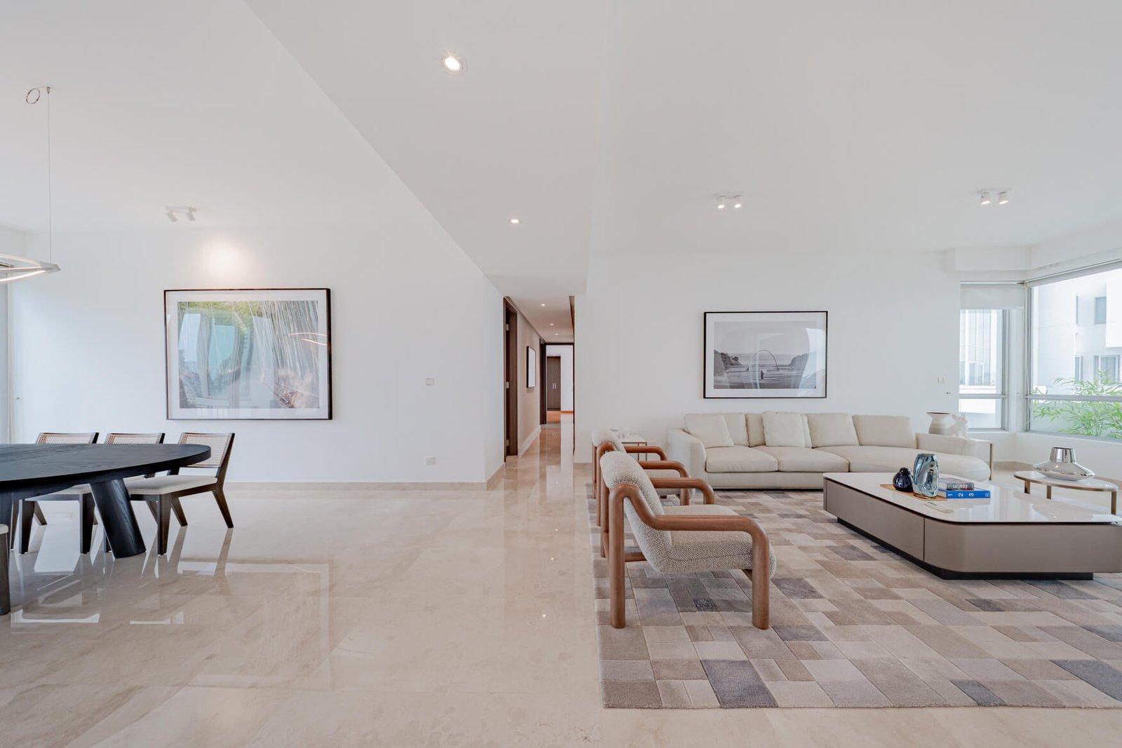 Draycott Eight