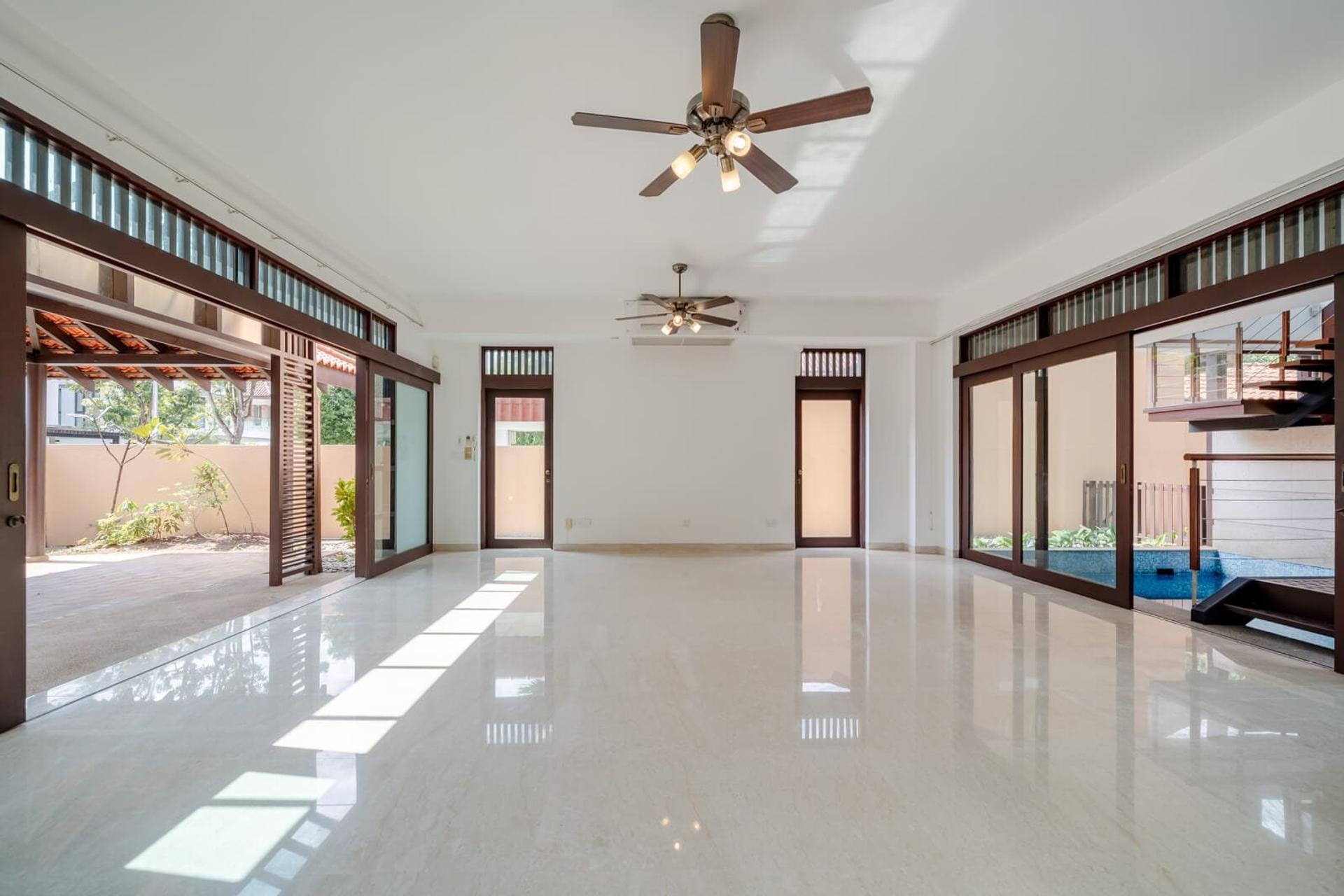 Bungalow House at District 21