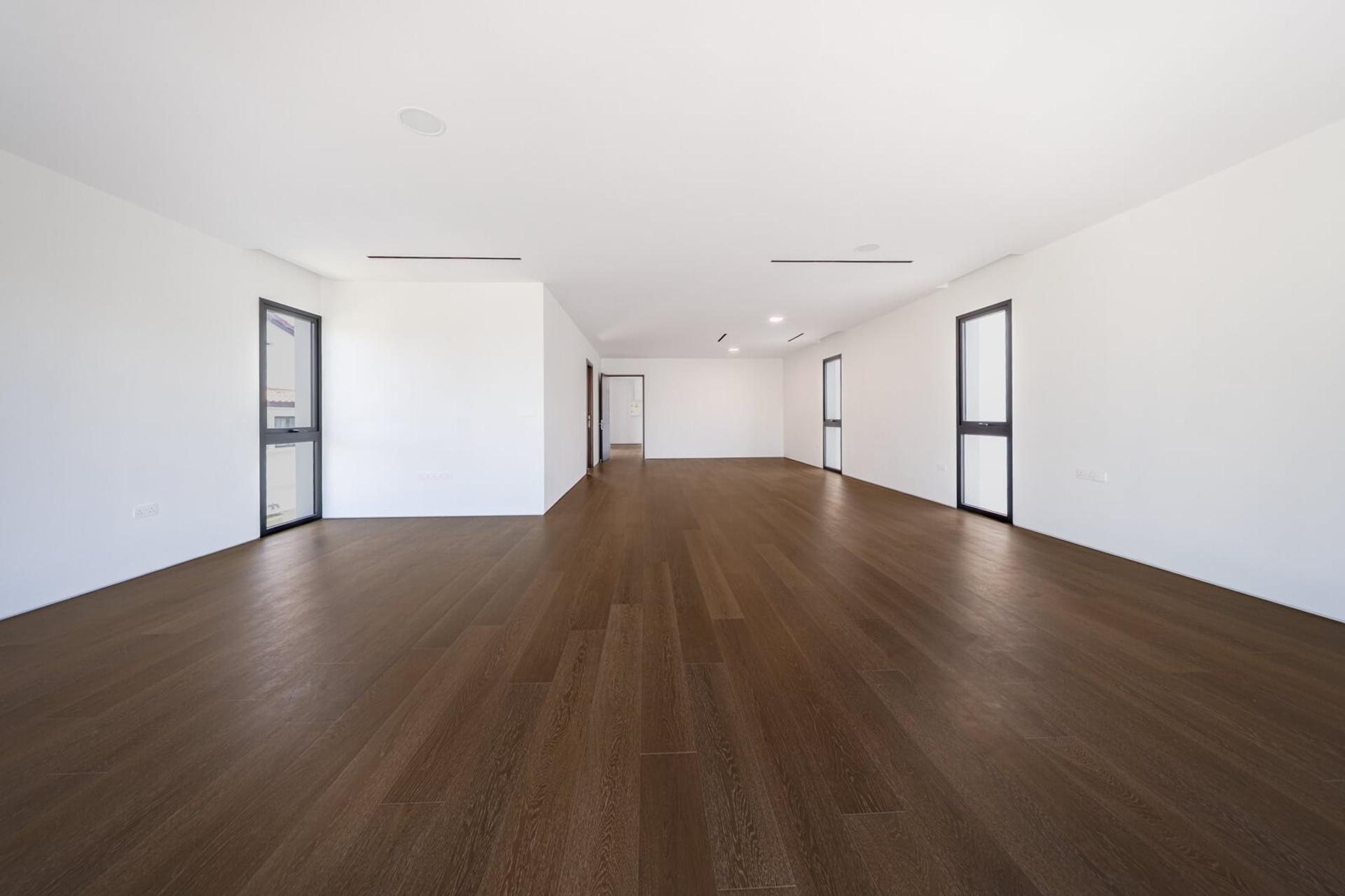Brand New Detached House @ Grove Drive