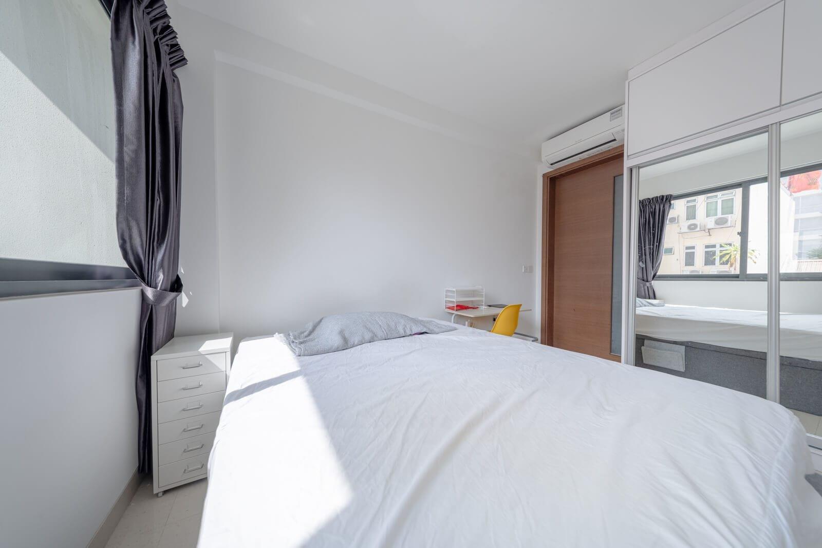 Centra Suites