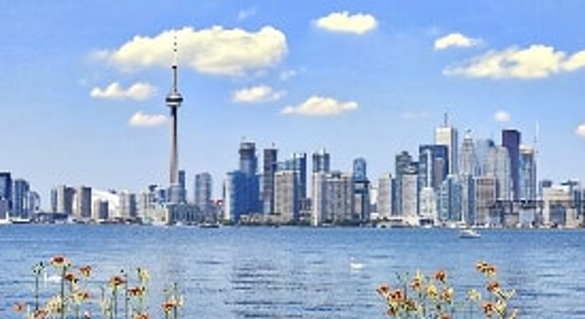 Photo of the Toronto skyline in Canada. 