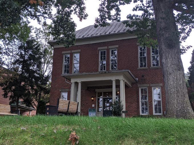 Fairfax Museum and Visitor Center