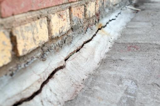 cracked foundation let us restore your homes stability