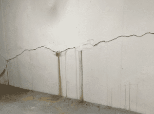 foundation-cracks-troutville-va-seal-tite-basement-waterproofing-1