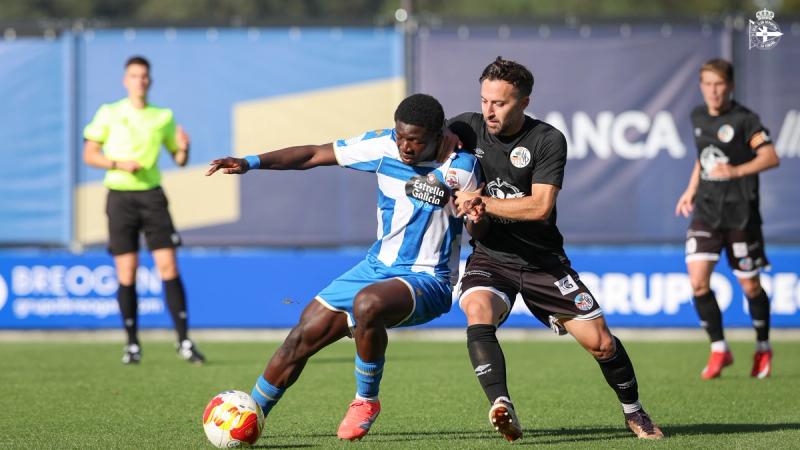 O Fabril vence ao Salamanca CF UDS con "un gran paso adiante na segunda metade"