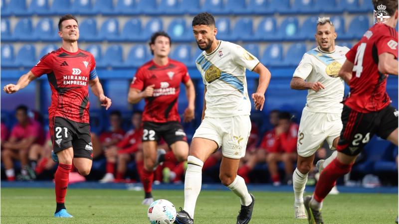 Luns "moi importante" para un Dépor que "necesita a todo o mundo en ABANCA-RIAZOR" ante o CD Mirandés